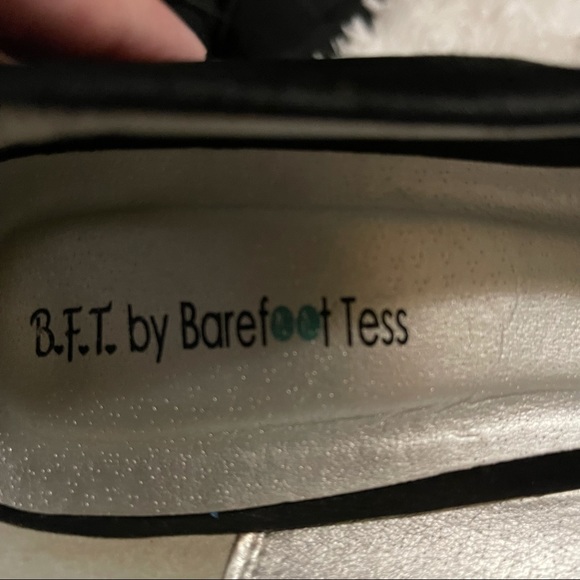 B.F.T by Barefoot Tess Black Sequin Wedges Size 14M - Picture 2 of 6